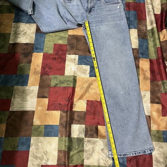 Hollister Jeans Women’s Low Rise Relaxed Straight Size 6Reg w28 wide Leg NWT - Picture 5 of 6